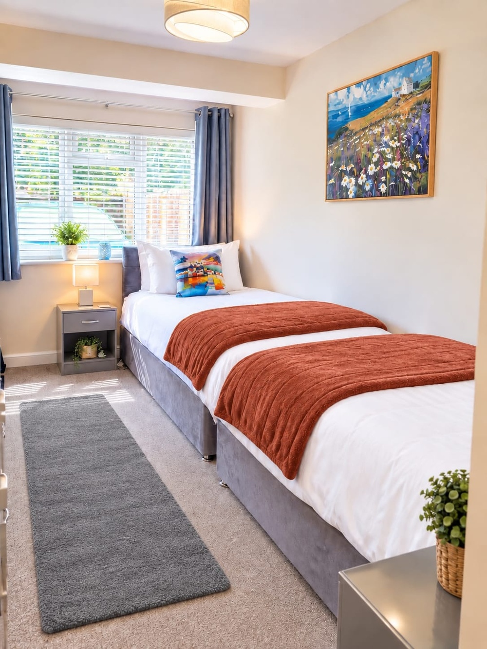 Twin bedroom