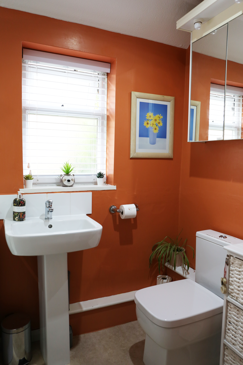 Modern bathroom