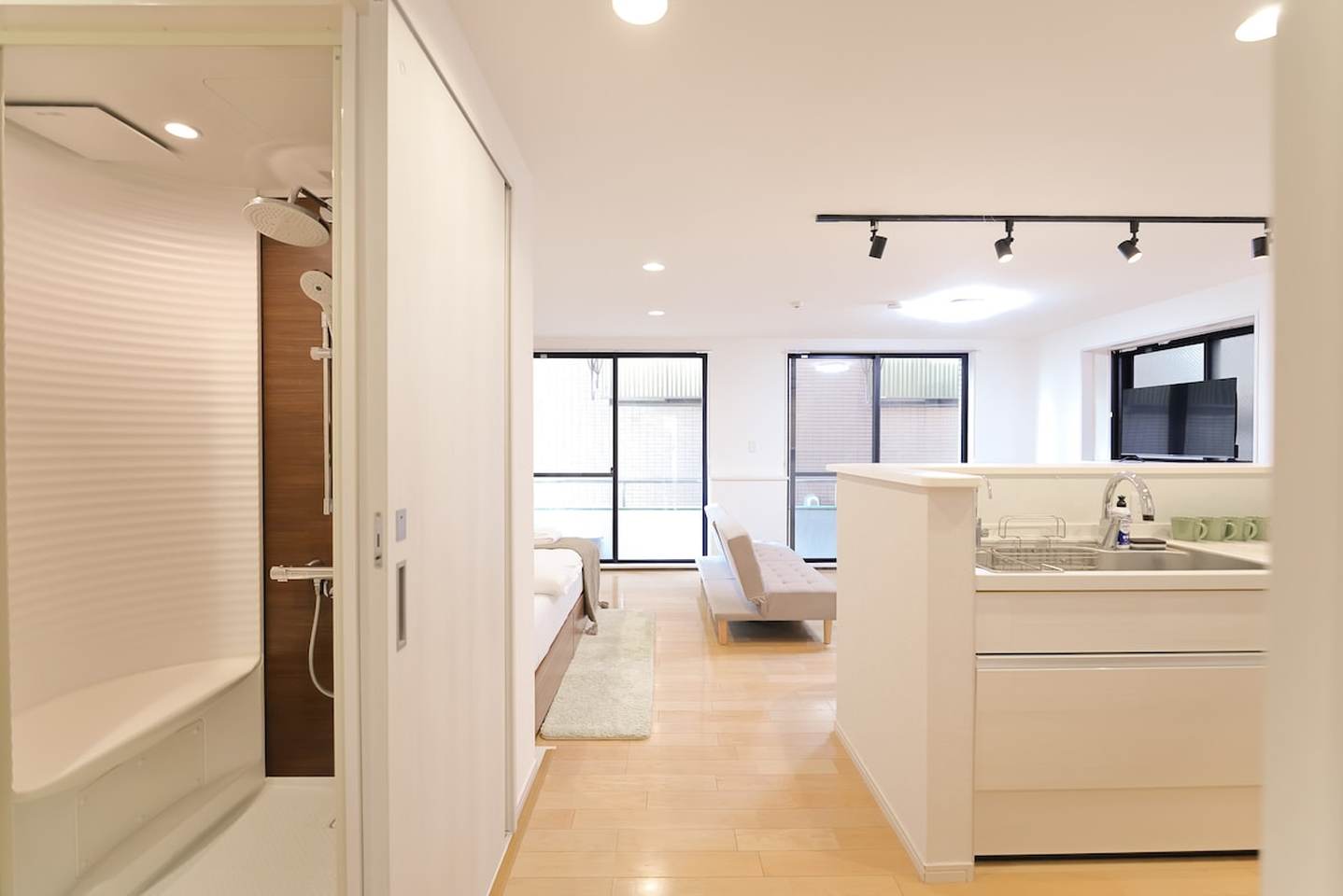 Near Meguro River, Entire Second Floor Private Rental – Cozy Japanese-style Family Suite