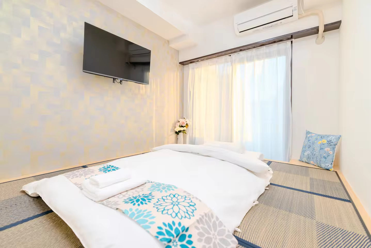 OHAYO Shimoochiai Double Room, 3-min walk from the station